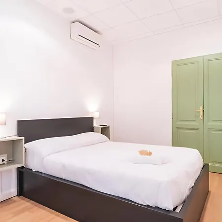 Trevi's Buddyrent Apartment Rom