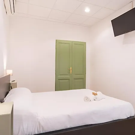 Trevi's Buddyrent Apartment *